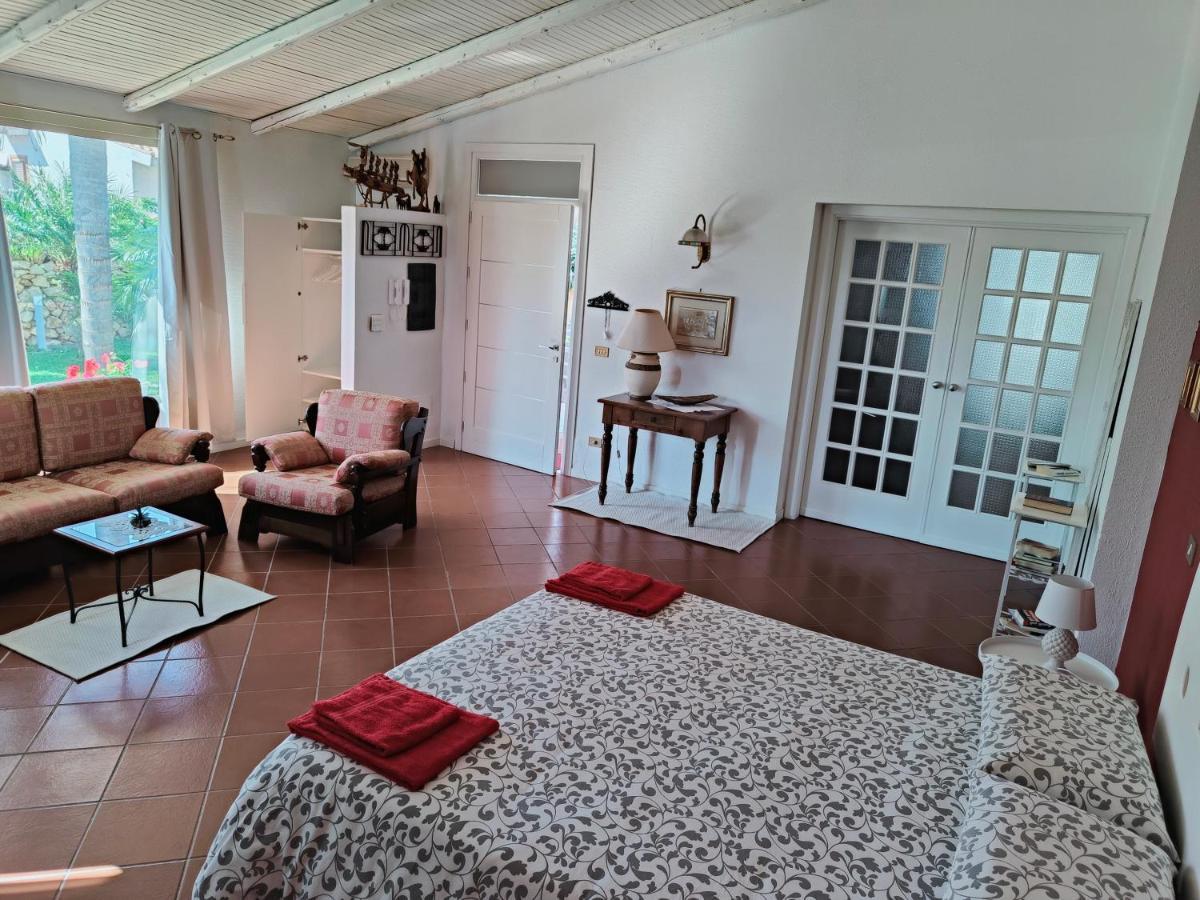 Villa Manzella Piscina Privata 奇尼斯 外观 照片