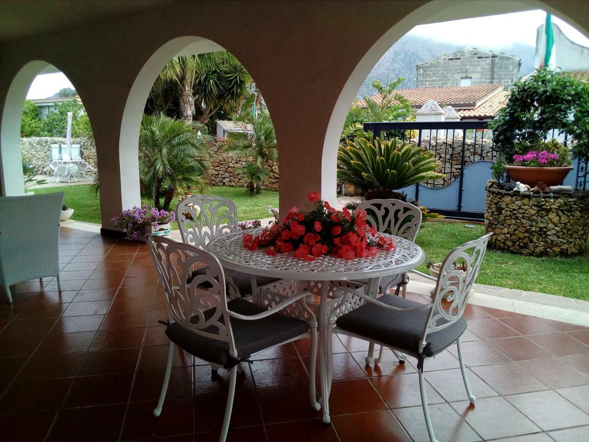 Villa Manzella Piscina Privata 奇尼斯 外观 照片